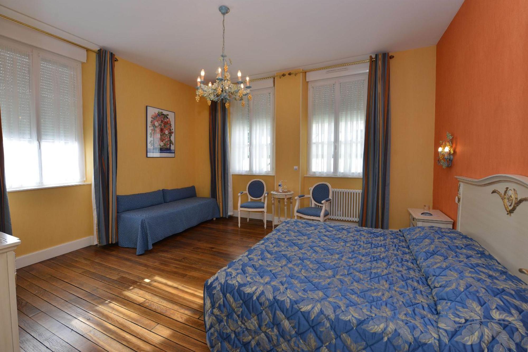 Castel Jeanson Hotel