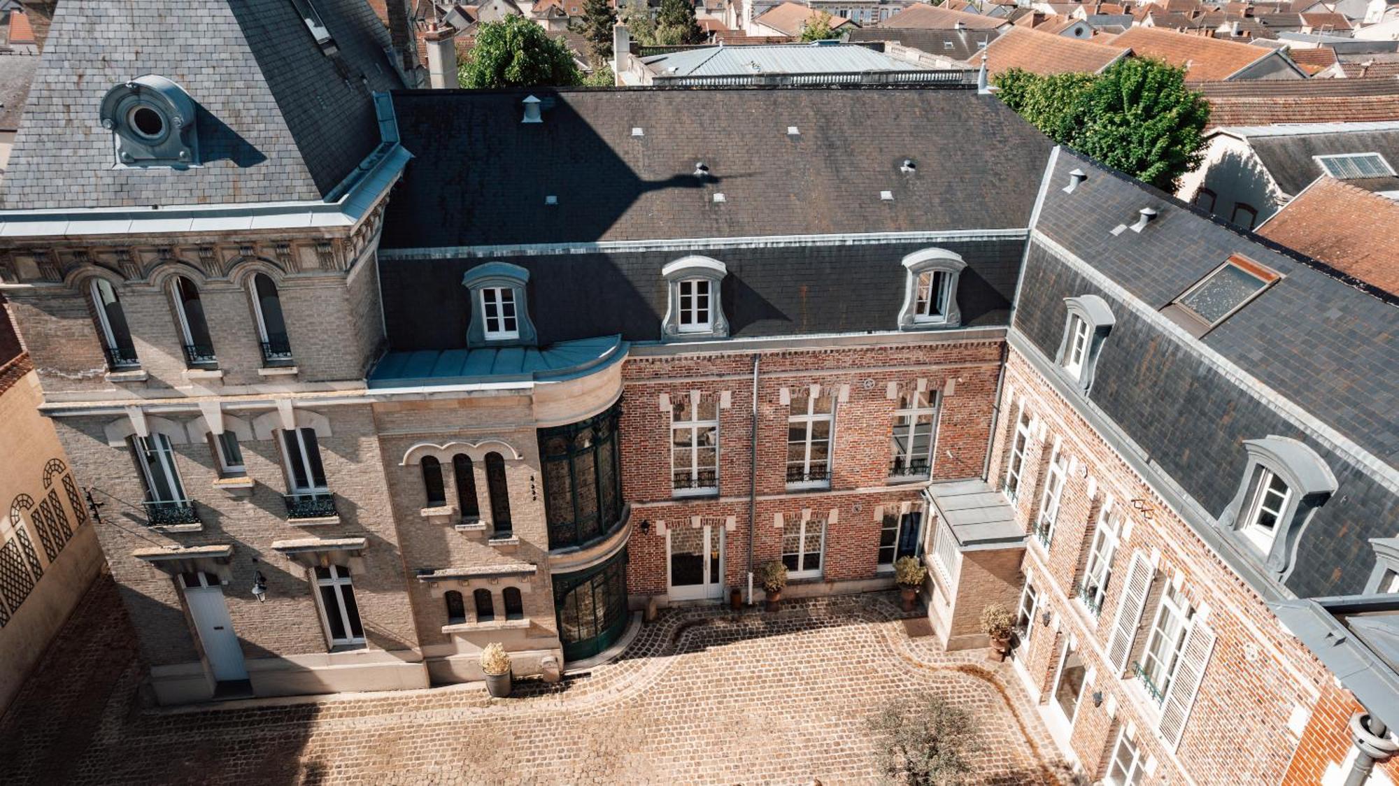 Castel Jeanson 3*